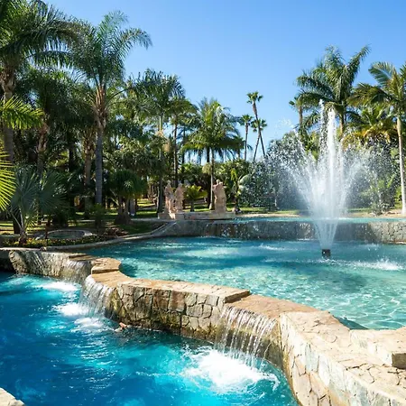 Vivi Homes - Toro Pool, Sauna, Gym & Appartamento *