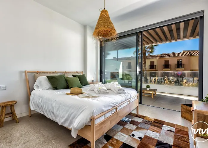Vivi Homes - Toro Pool, Sauna, Gym & Appartamento Torremolinos