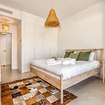 Apartment Vivi Homes - Toro Pool, Sauna, Gym &