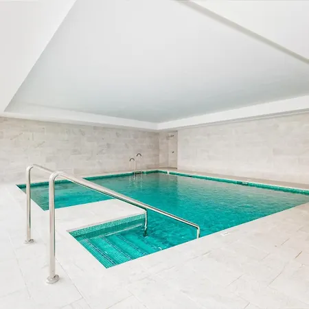 Апартаменти Vivi Homes - Toro Pool, Sauna, Gym & Торремолінос
