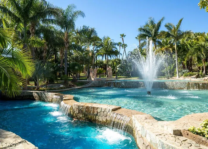 Vivi Homes - Toro Pool, Sauna, Gym & Apartment *